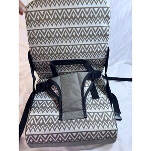 Dreambaby Grab N Go Portable Booster Seat Grey Chevron Travel Storage Bag
